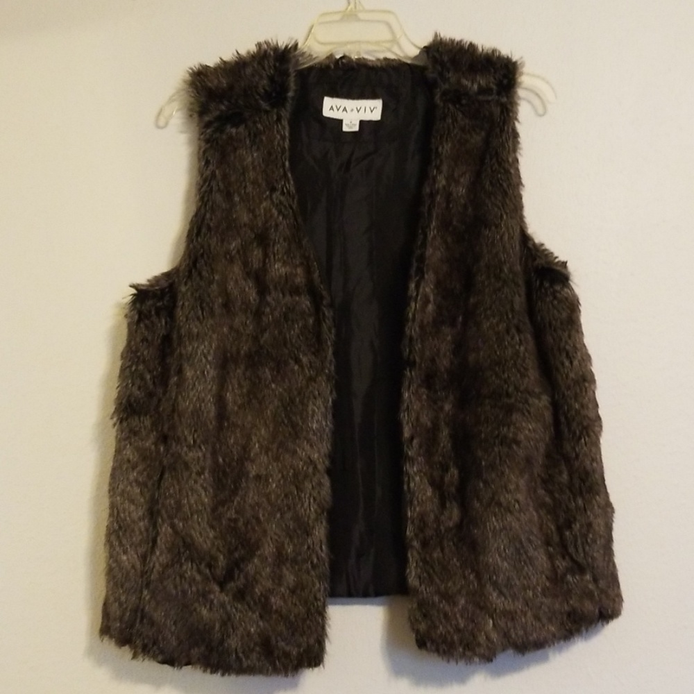 Plus sized Faux Fur Vest
